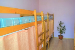 Bed in mixed eight -bedded room